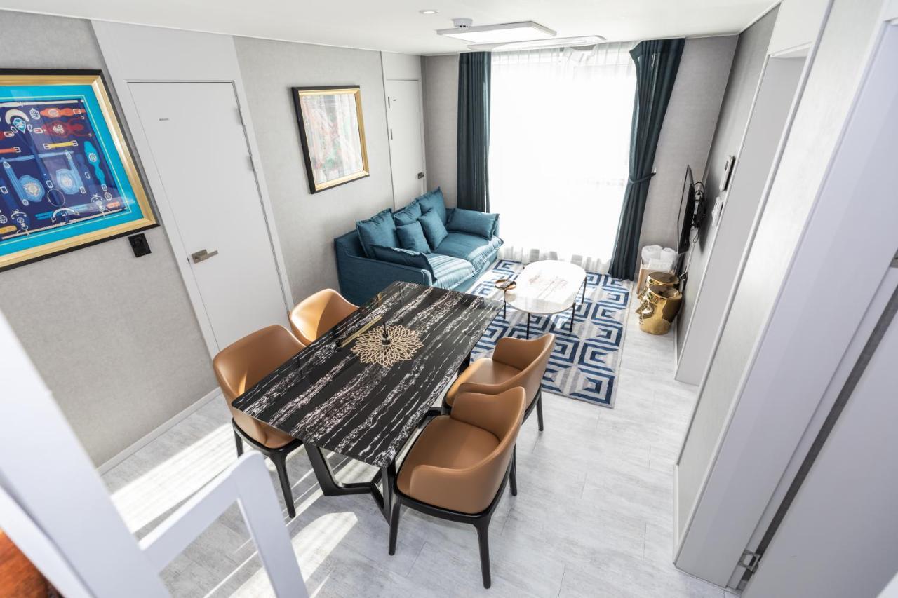 La Vie Est Belle Hotel Инчон Екстериор снимка